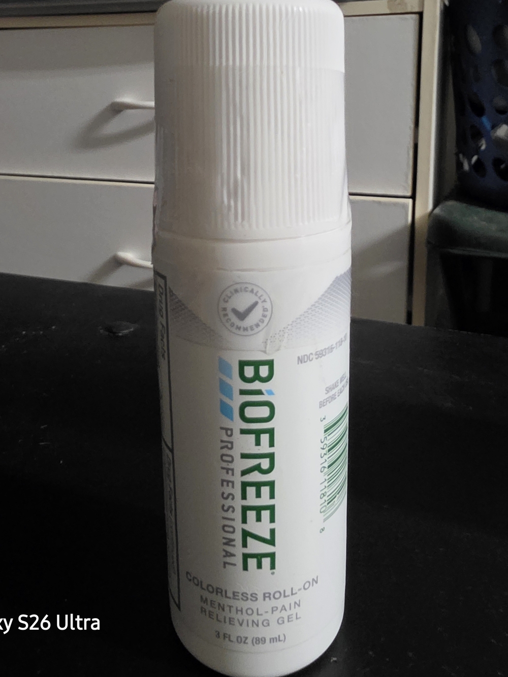 Freeze BiOFREEZE Professional Colorless Roll-On - White with Green Accents